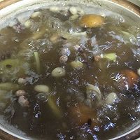 茯苓淮山薏米汤的做法图解3