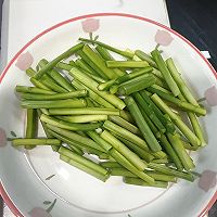 #山姆团圆宴#打工人的家常菜丨清炒芦笋的做法图解2