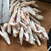 绝味泡椒凤爪的做法图解1