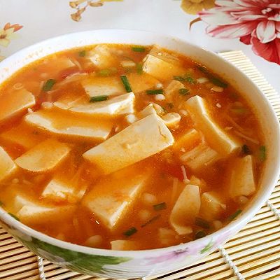 茄汁金针菇虾仁豆腐汤