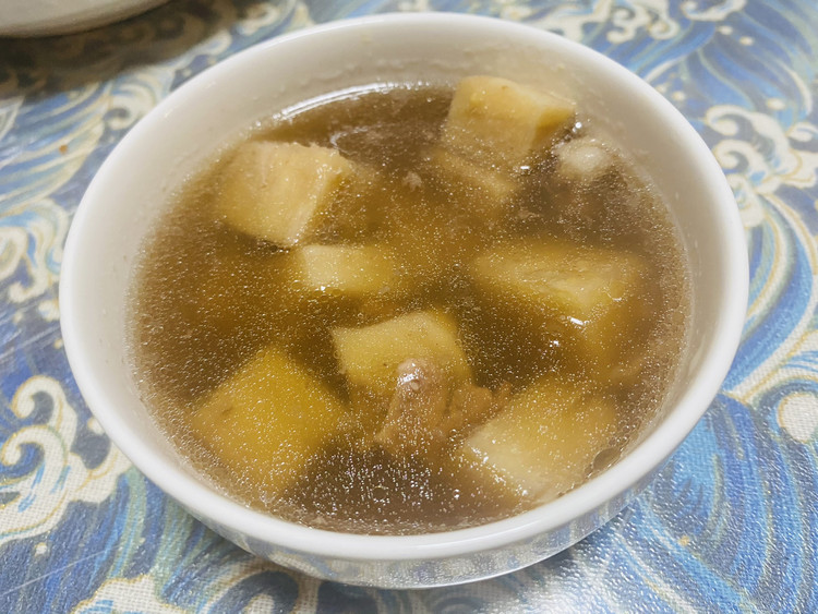 粉葛绿豆骨头汤的做法