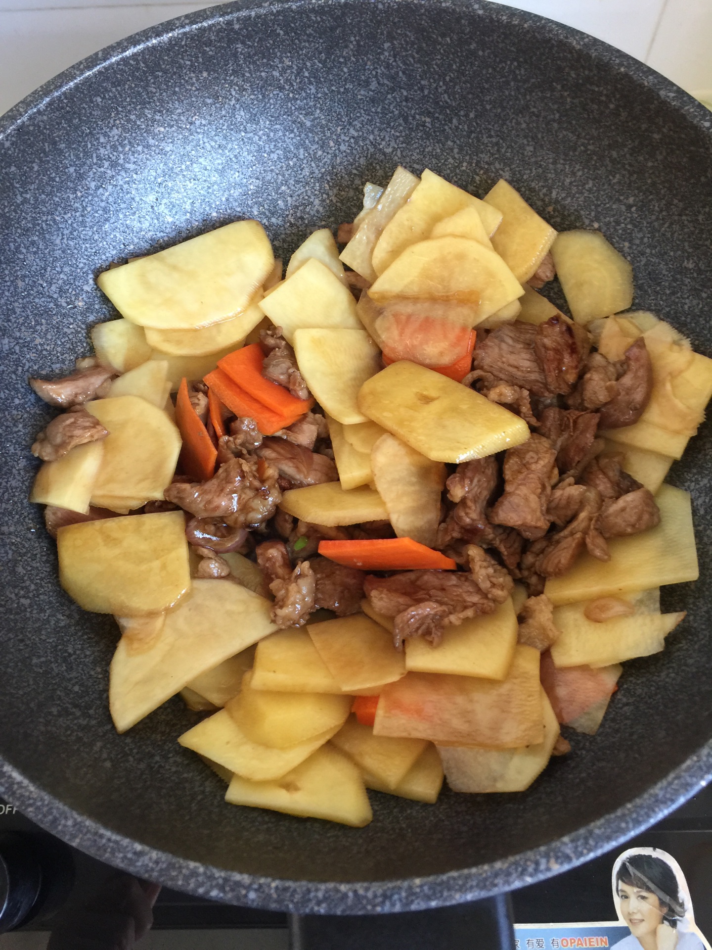 小白菜炖土豆,小白菜炖土豆的家常做法 - 美食杰小白菜炖土豆做法大全