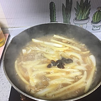 五花肉炖大白菜油豆腐的做法图解5