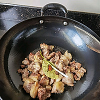 土豆炖牛腩的做法图解4