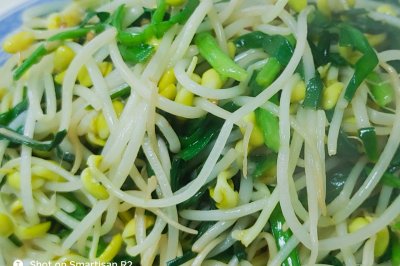春节营养素菜之一    翠绿银芽