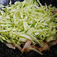 熟肉生蒜焖饼菜的做法图解2