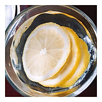 冰爽蜂蜜柠檬水的做法图解2