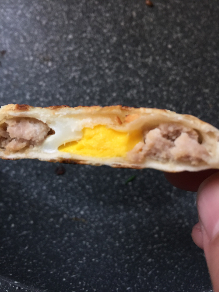 饺皮牛肉蛋饼的做法