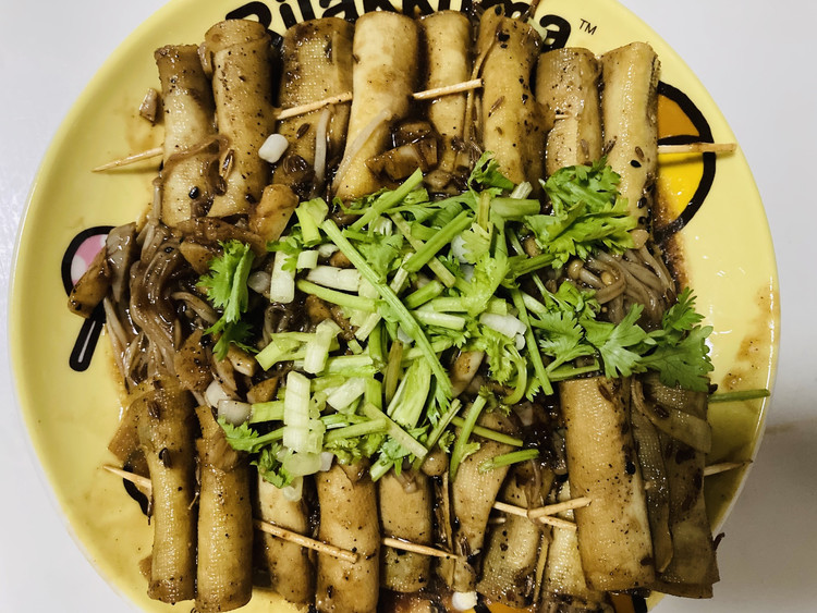 豆皮金针菇的做法