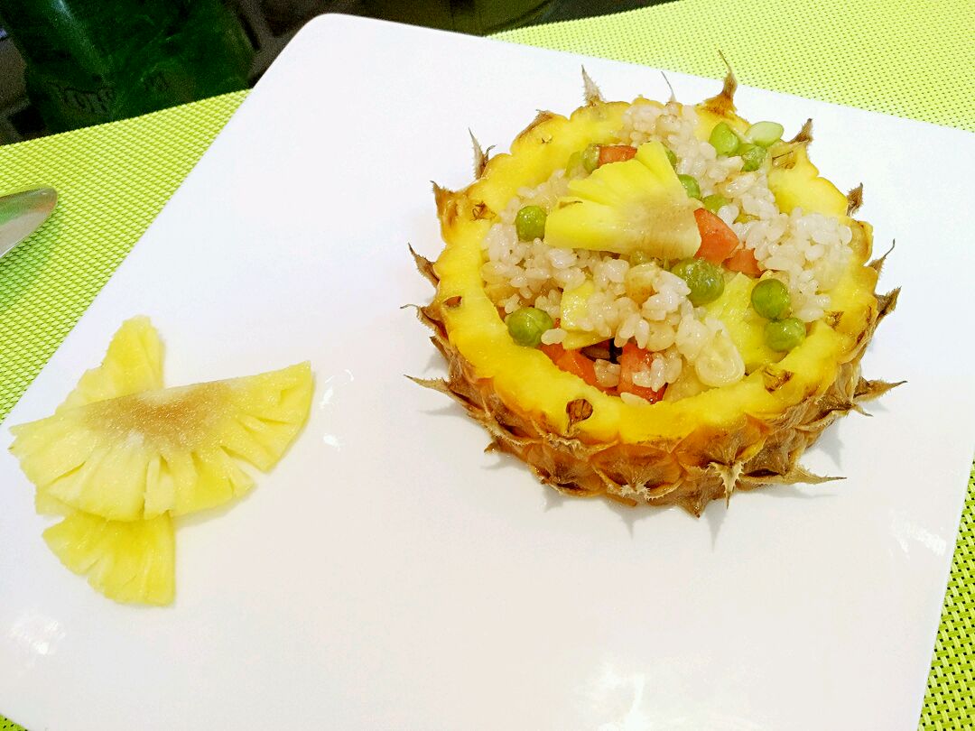 菠萝饭怎么做_菠萝饭的做法_冬日的向日葵_豆果美食