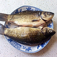 糟辣椒烧鱼的做法图解1
