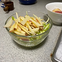 轻食苹果西葫芦番茄汤的做法图解1