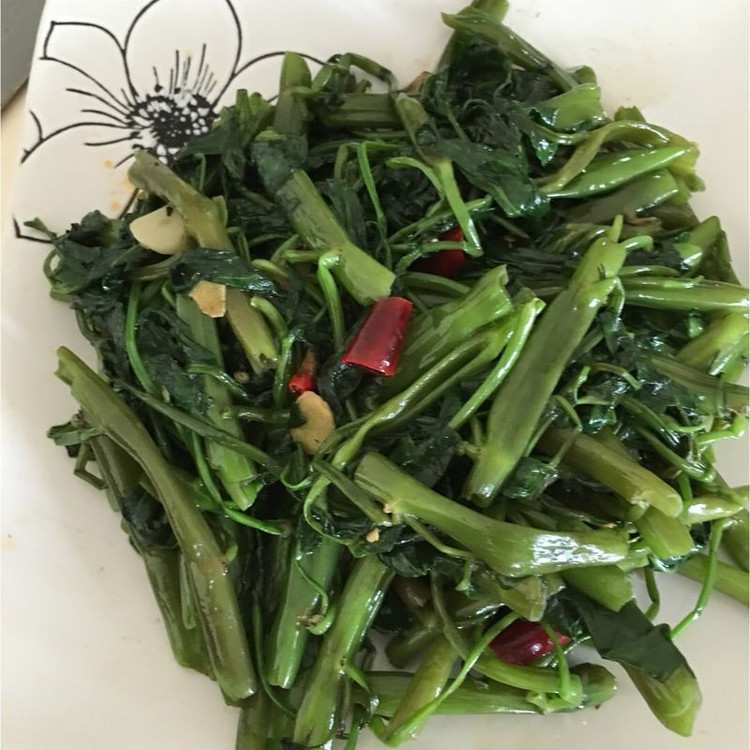 炝炒空心菜的做法