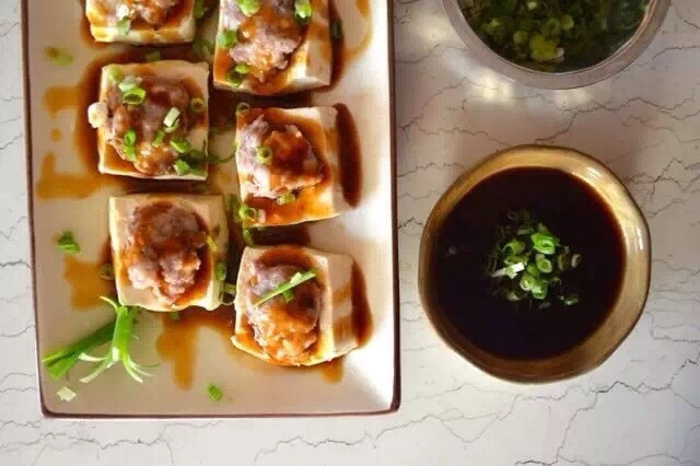 咸鱼肉沫蒸豆腐的做法