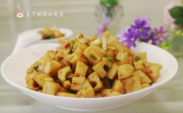【宫保藕丁】——很美好的下饭菜的做法