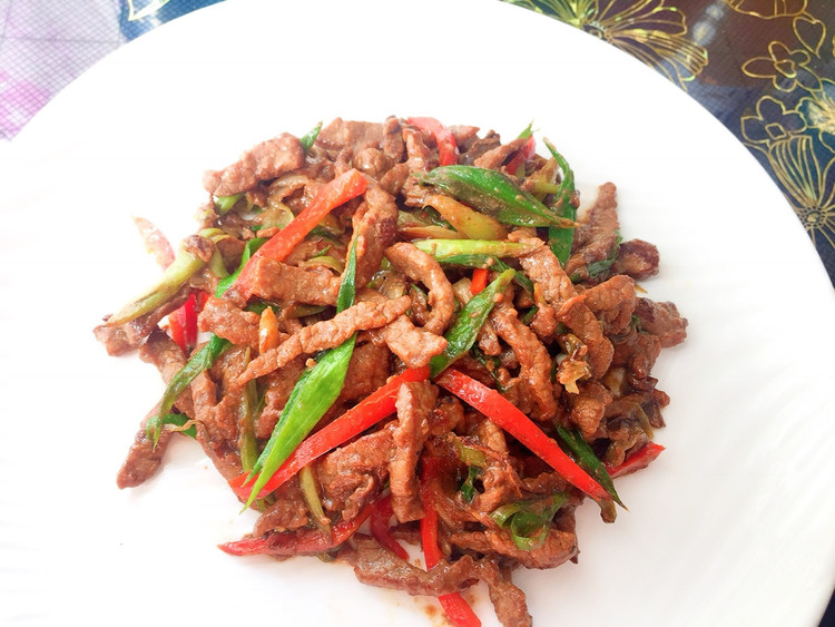 青蒜爆炒牛肉丝的做法