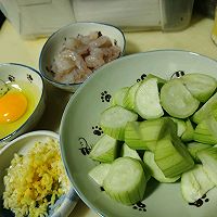 虾仁鸡蛋炒丝瓜 #少盐饮食 轻松生活#的做法图解1