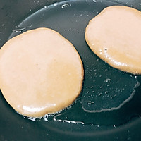 杏酱蓝莓朱古力pancake 千层美式松饼#享“美”味#的做法图解7