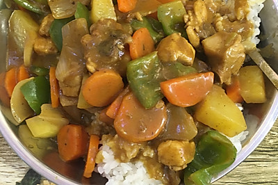 日式咖喱鸡肉饭