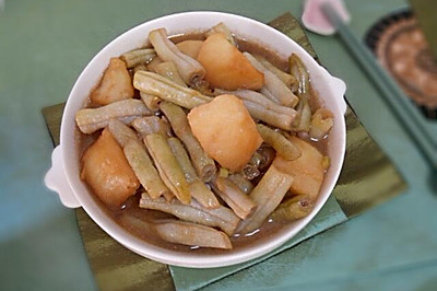 素烧土豆炖豆角