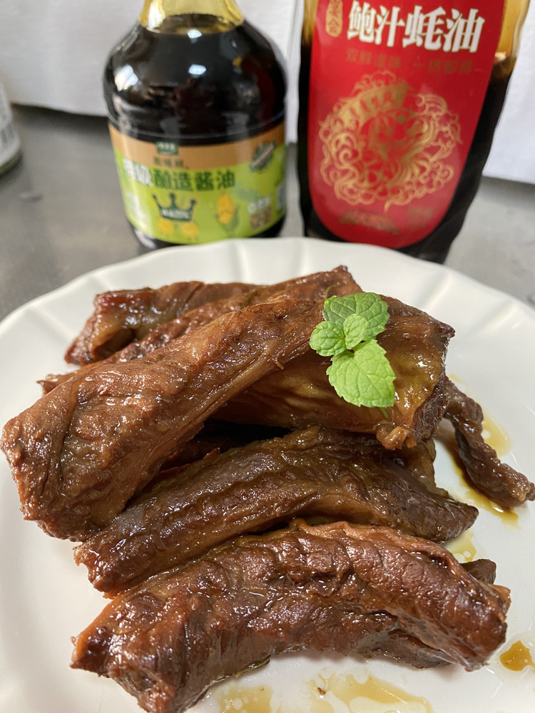 红酒牛肋的做法