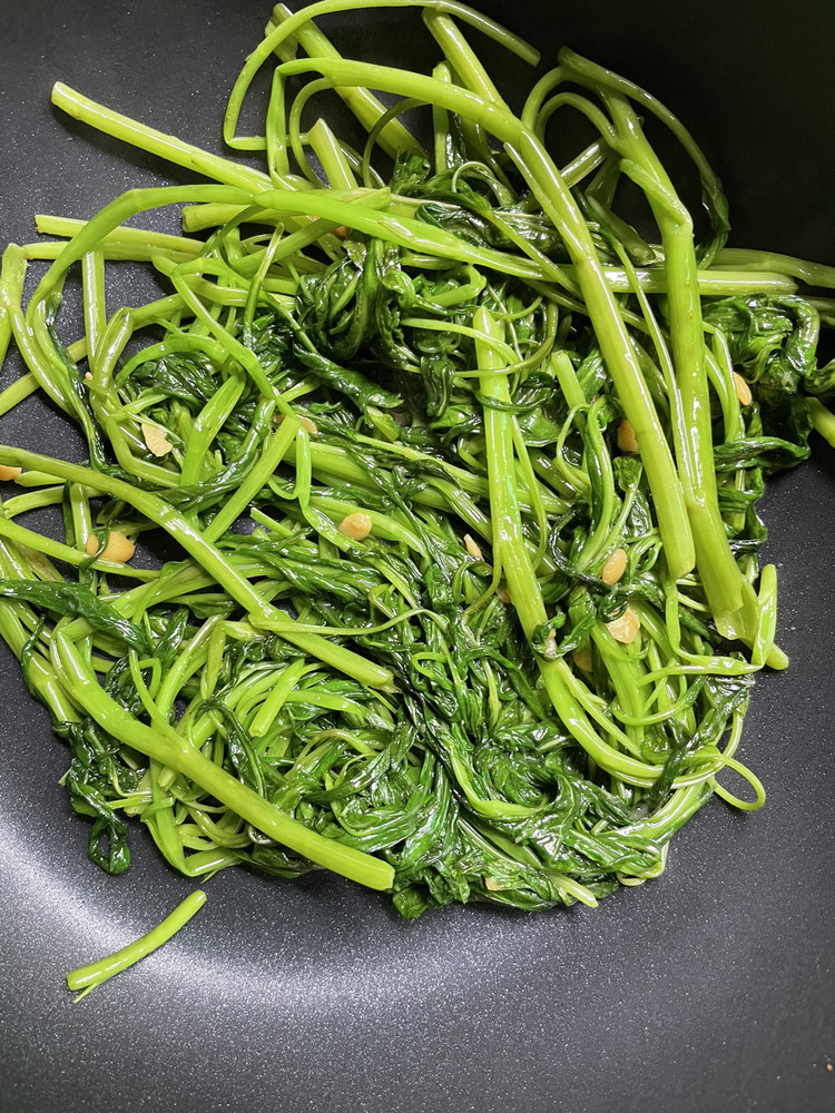 普宁豆酱空心菜的做法