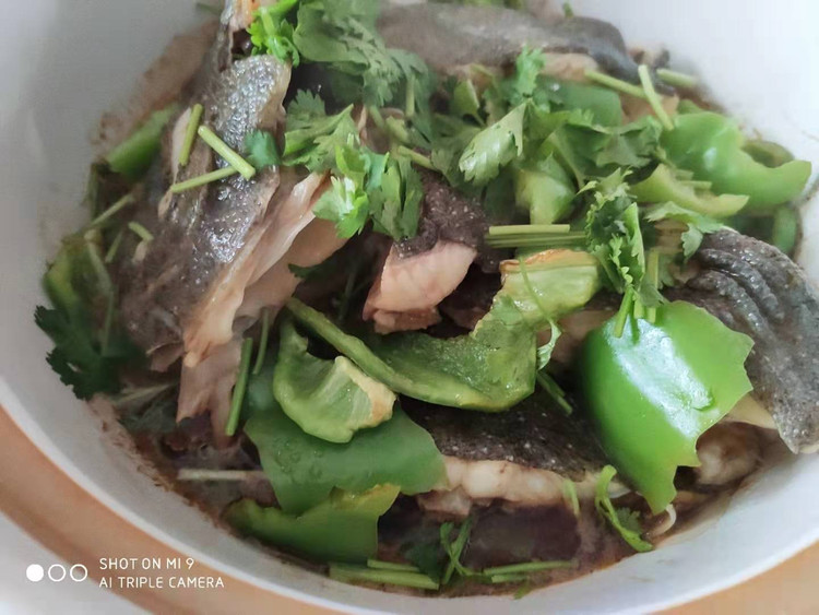砂锅啫鱼的做法