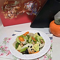 #年夜饭菜谱#五彩缤纷素什锦的做法图解10