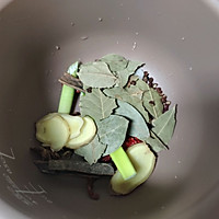 电饭锅卤鸡爪、鸡翅的做法图解3