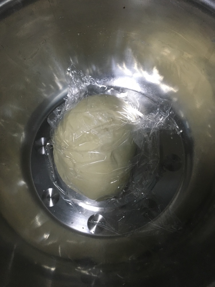 彩椒培根披萨6寸的做法图解3