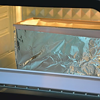 咸蛋黄肉松蛋糕的做法图解12