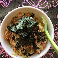 一岁宝宝健康餐：培根海苔鲜蔬饭