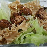 70大卡意面沙拉——鸡胸生菜意面沙拉的做法图解1