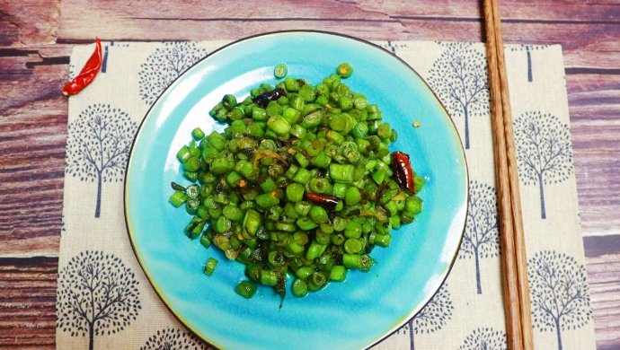 橄榄菜炒豆角(十分钟下饭菜)