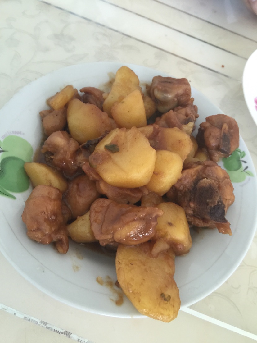 鸡腿土豆。的做法图解1