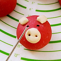 百变面食之双色小猪馒头的做法图解14