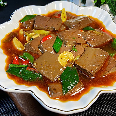 炖鸭血
