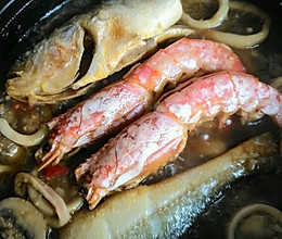 砂锅鱼虾煲的做法