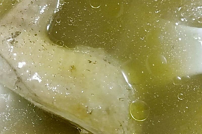 电饭锅灵芝鸽子汤