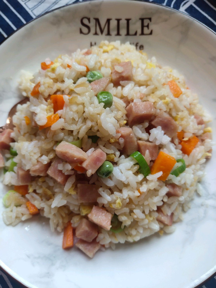 家常炒米饭的做法