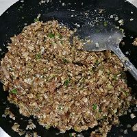 彩色香菇猪肉饺子的做法图解5