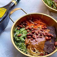 捞汁牛肉麻酱凉面的做法图解8