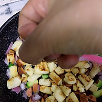 面包的花样吃法 蔬菜鸡蛋煎吐司 宝宝食谱的做法图解4