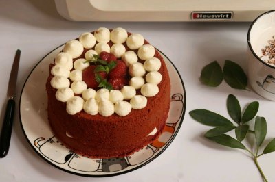 美味漂亮的红丝绒蛋糕