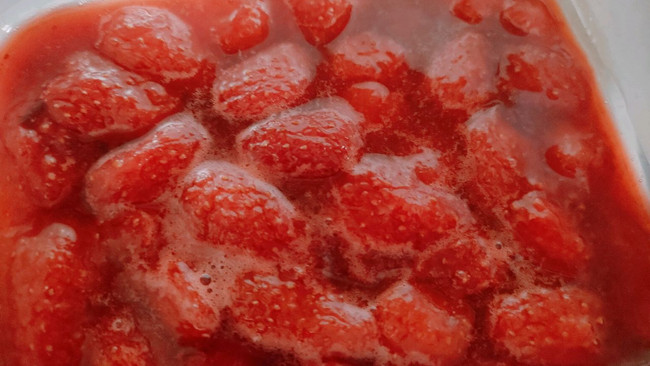 炼奶草莓冻#在夏日饮饮作乐#的做法