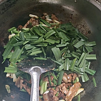 蒜苗炒肉片的做法图解9