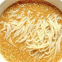 早起的动力是这碗面给的！！麻酱酸汤面巨香～的做法图解7