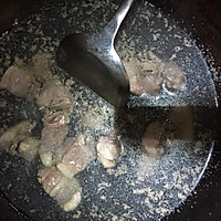 玉米啤酒鸭的做法图解1