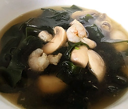 汤-口蘑海带豆腐汤-浓郁山珍的做法