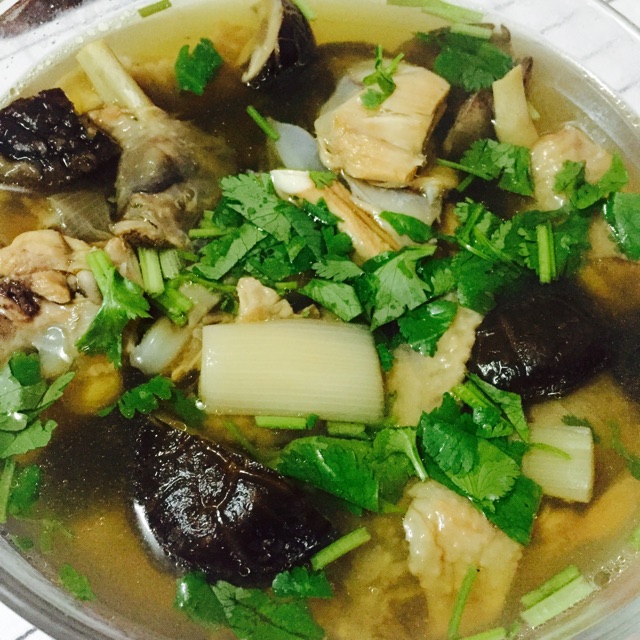 小鸡炖蘑菇